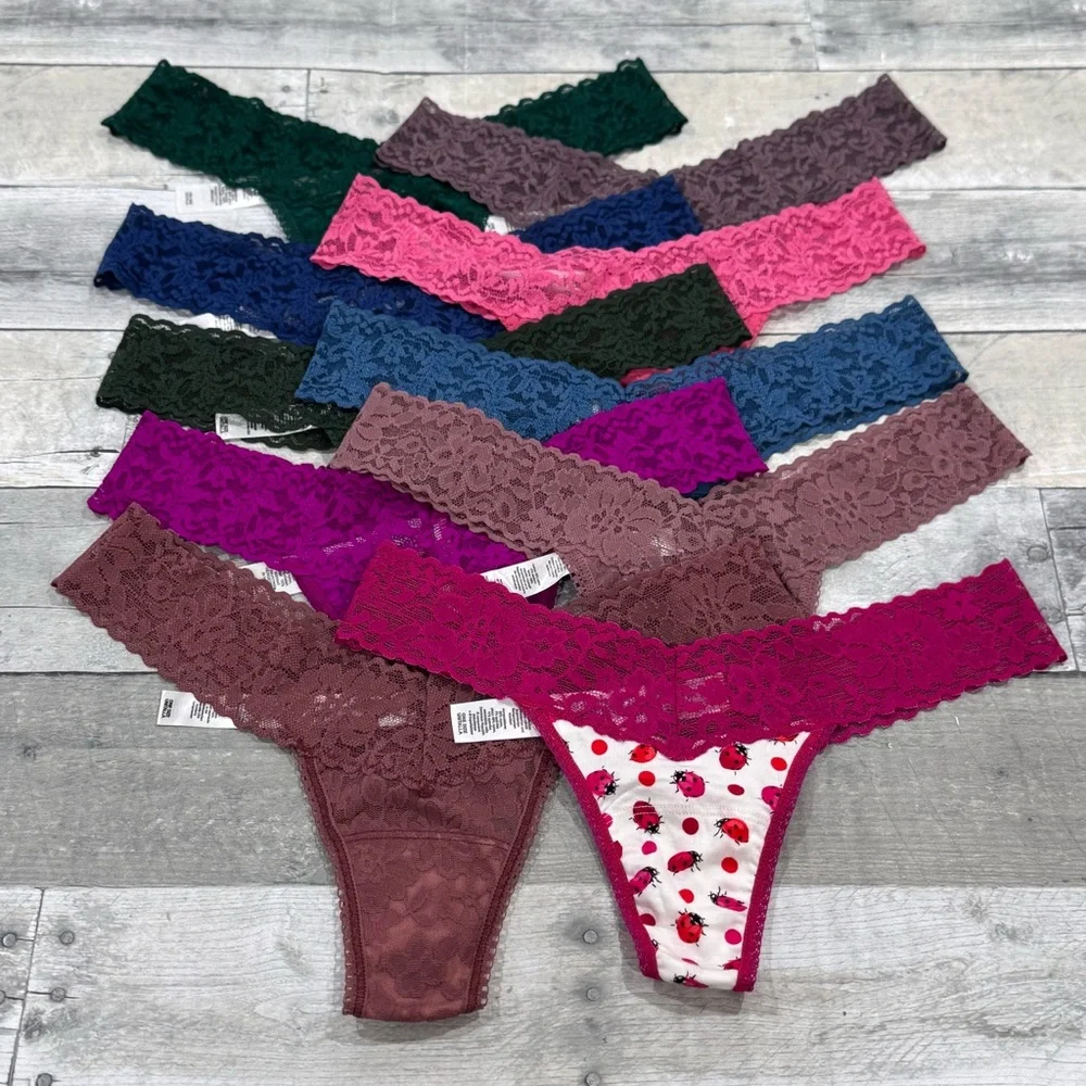 HANKY PANKY Signature Lace Low Rise Thong 10-Pack Assorted Colors & Styles O/S